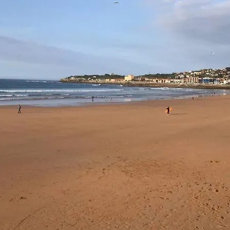 Apartment La Casa De Isa-a 2 Min De La Playa. Gijon